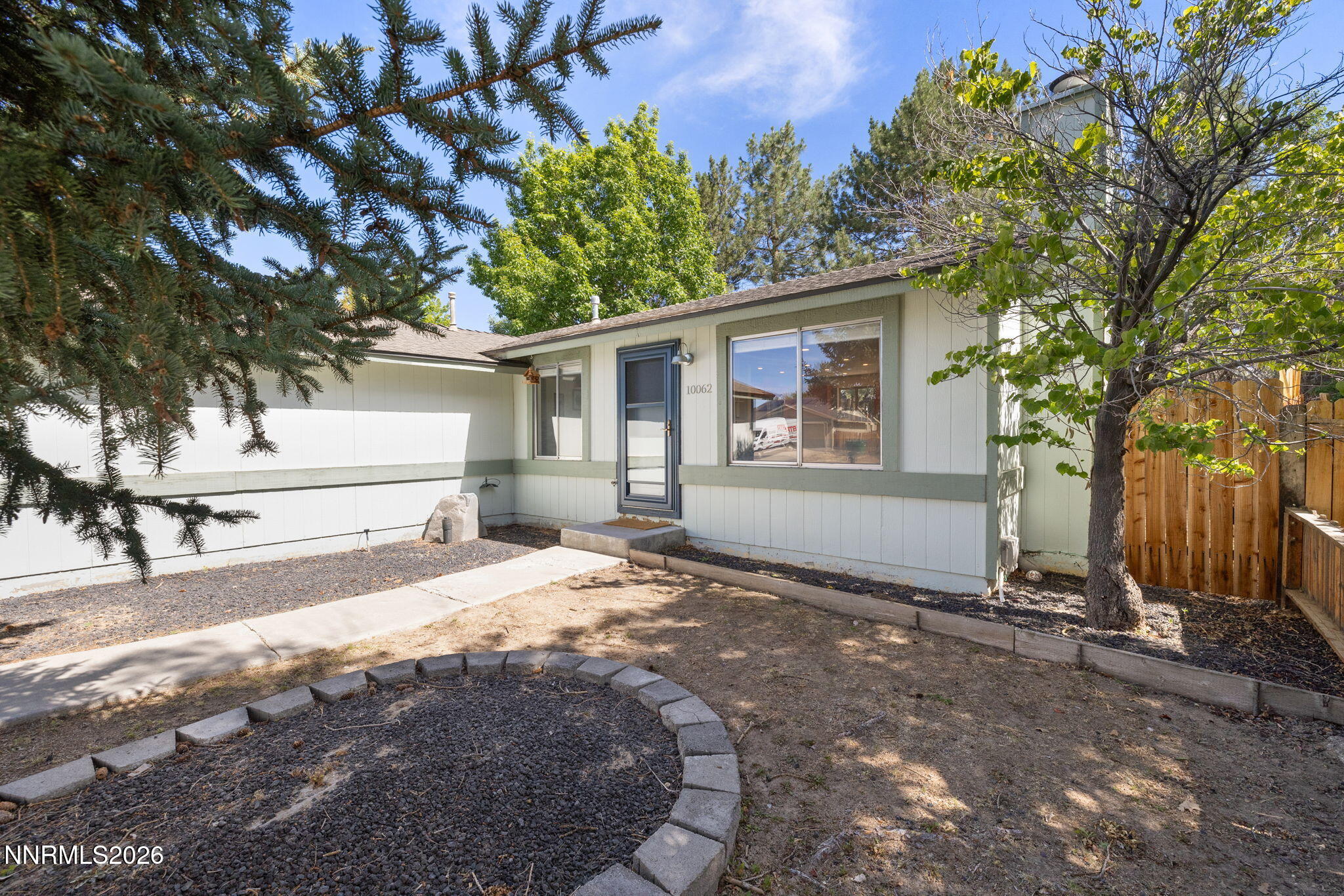 10062 Albite Street Reno, NV 89506 - Photo 4 of 36 5-web-or-mls-10062 Albite St-6