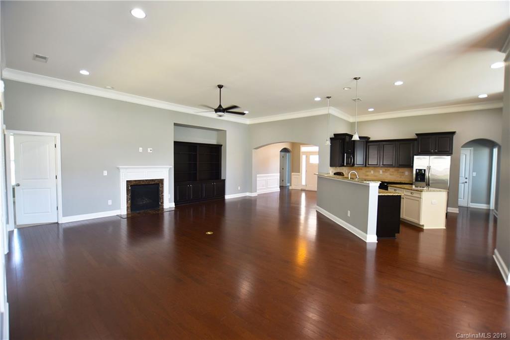 541 Rosemary Lane Tega Cay, SC 29708 - Photo 5 of 19 Gallery Image 5