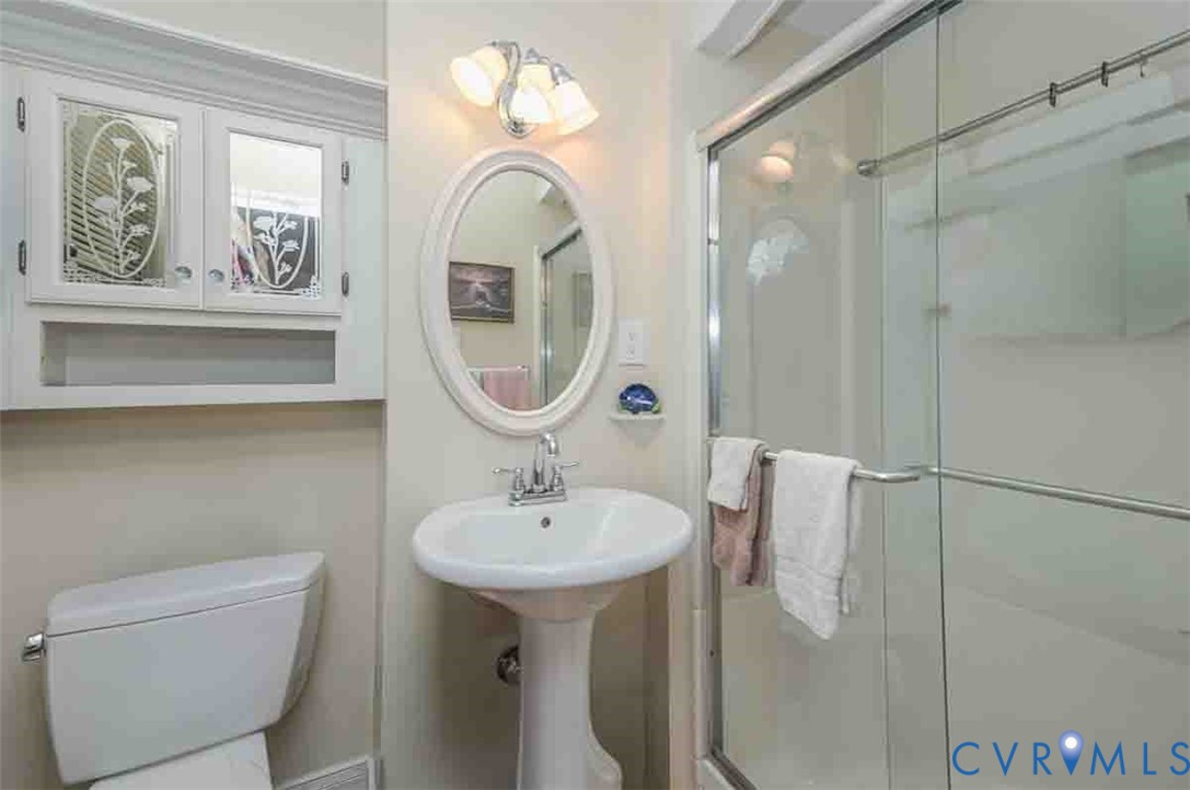 8435 Old Roxbury Road Quinton, VA 23141 - Photo 27 of 42 Gallery Image 27