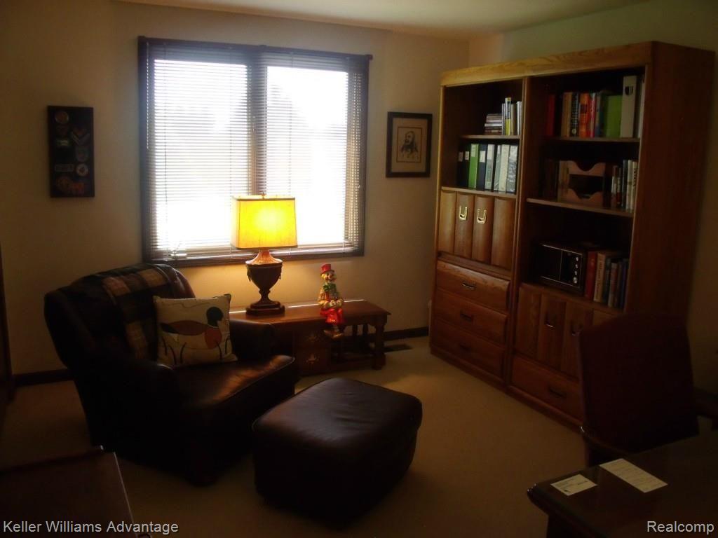 36463 Valley Ridge Drive Farmington Hills, MI 48331 - Photo 25 of 33
