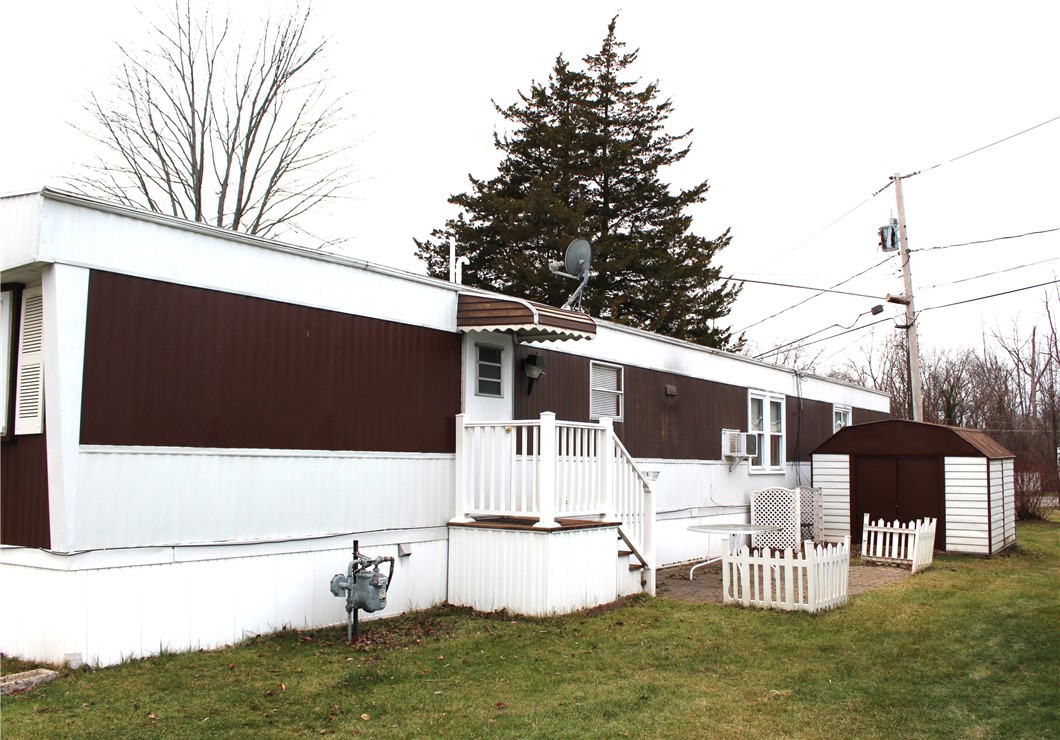 1742 Parma Hilton Corners Road, Unit 5 Parma, NY 14468 - Photo 4 of 25