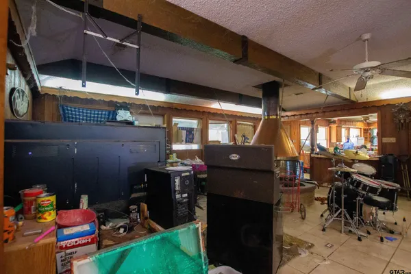$325,000 | 22851 Lakeside Drive, Flint, TX 75762
