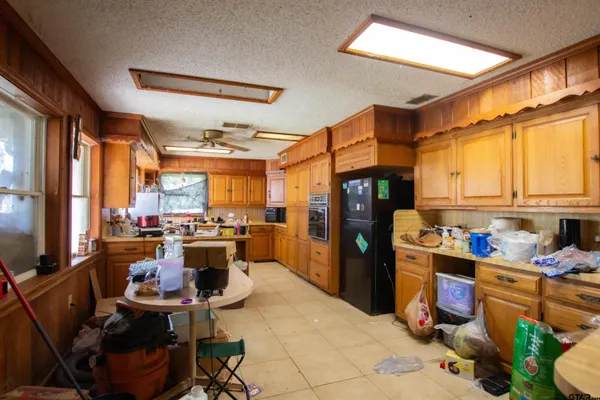 $325,000 | 22851 Lakeside Drive, Flint, TX 75762