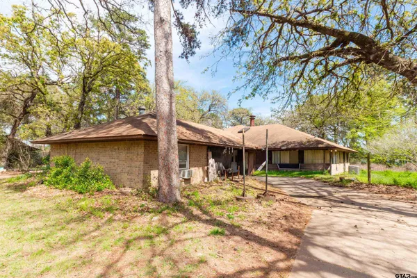 $325,000 | 22851 Lakeside Drive, Flint, TX 75762