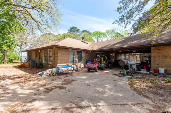 $325,000 | 22851 Lakeside Drive, Flint, TX 75762