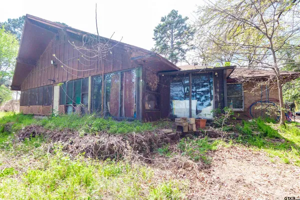 $325,000 | 22851 Lakeside Drive, Flint, TX 75762