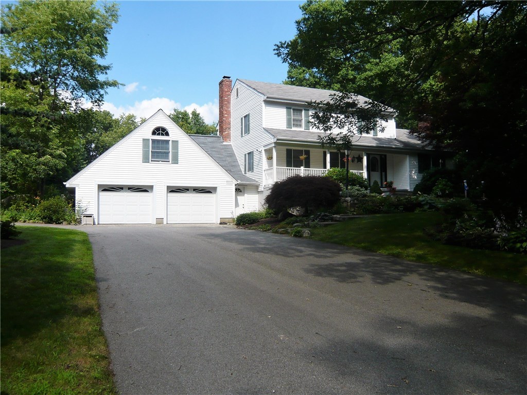 9 Cynthia Road Lincoln, RI 02865 - Photo 3 of 24