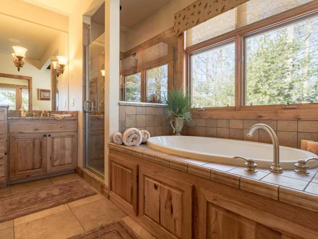 8122 Northern Road Minocqua, WI 54548 - Photo 7 of 20 Gallery Image 7