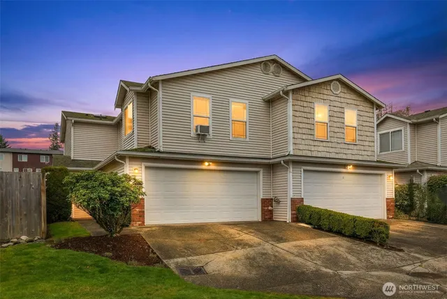 $649,500 | 3225 156th Street Southwest, Unit 3, Lynnwood, WA 98087