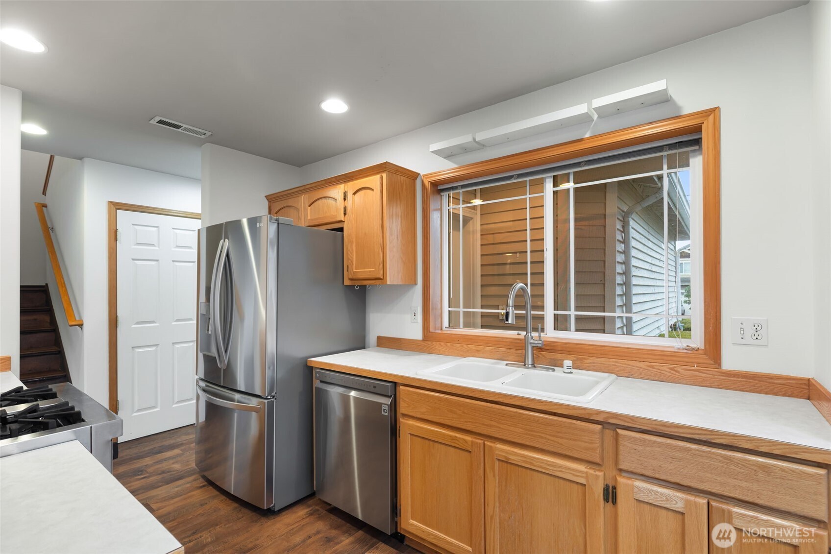 3225 156th Street Southwest, Unit 3 Lynnwood, WA 98087 - Photo 13 of 33