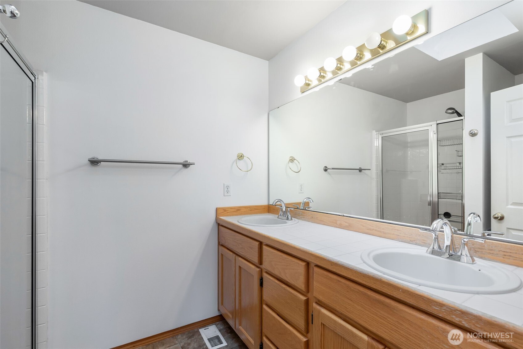 3225 156th Street Southwest, Unit 3 Lynnwood, WA 98087 - Photo 20 of 33