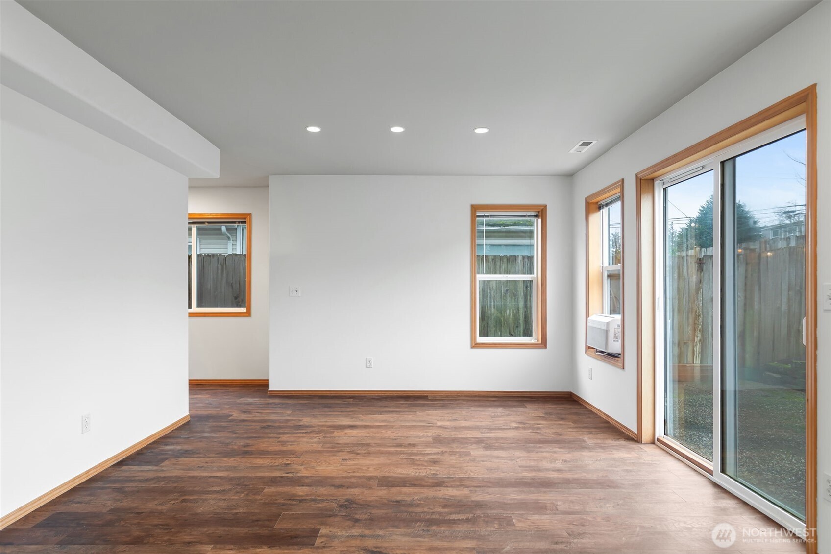 3225 156th Street Southwest, Unit 3 Lynnwood, WA 98087 - Photo 6 of 33