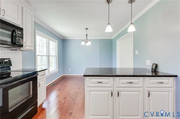 $459,950 | 10101 Idlebrook Drive, Henrico, VA 23238