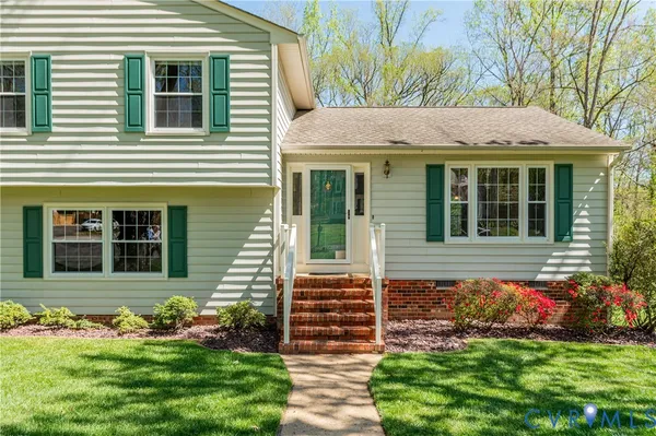 $459,950 | 10101 Idlebrook Drive, Henrico, VA 23238