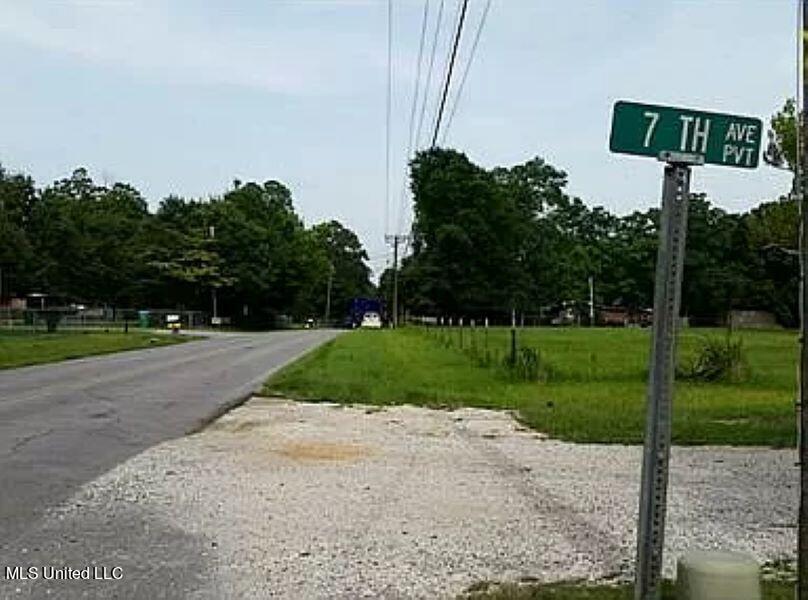18439 Landon Road Gulfport, MS 39503 - Photo 2 of 5 77f8dc36d6aca925e689364c444fd8f9-cc_ft_3