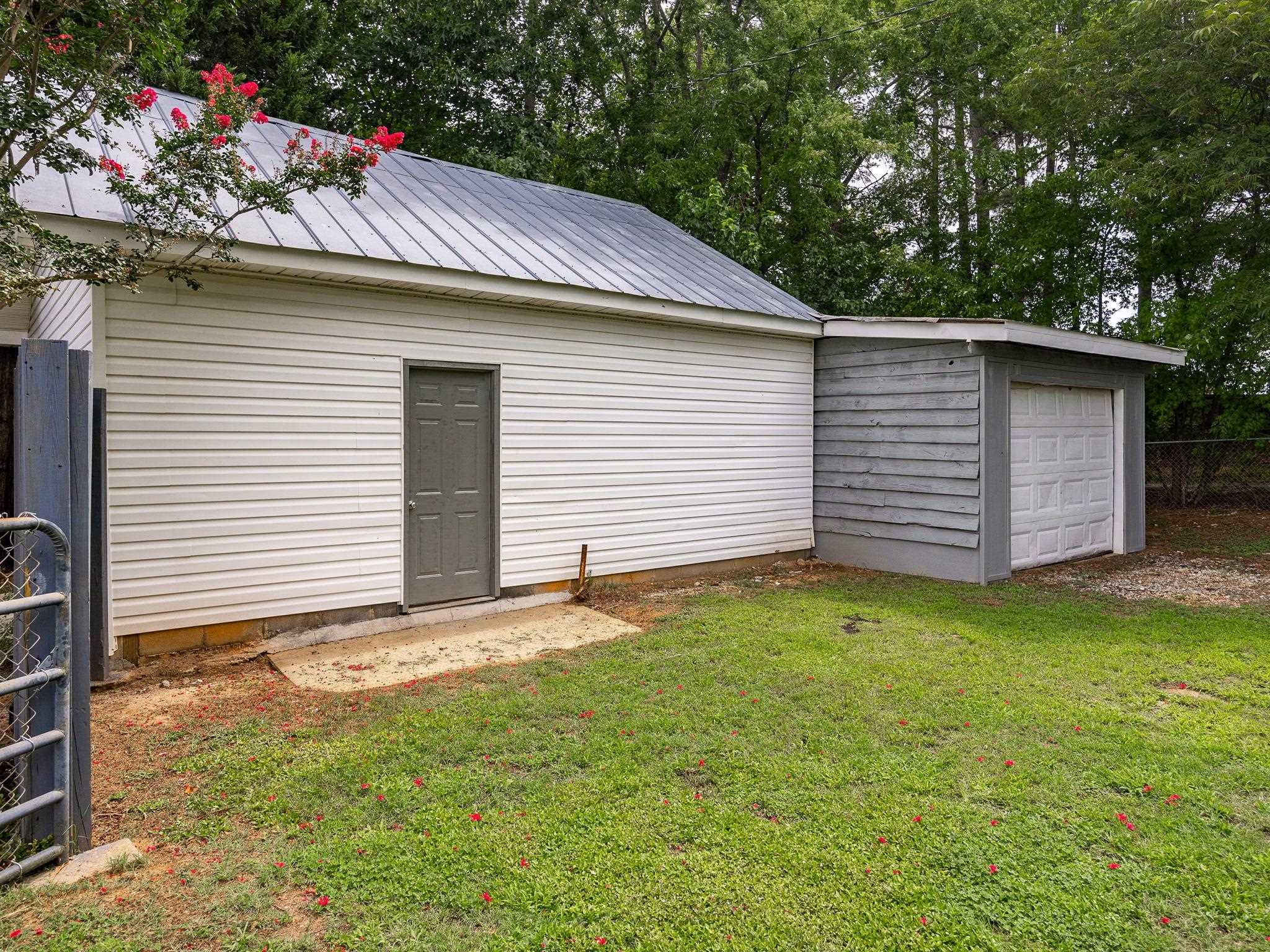 870 Old Furnace Road Boiling Springs, SC 29316 - Photo 33 of 36 Gallery Image 33