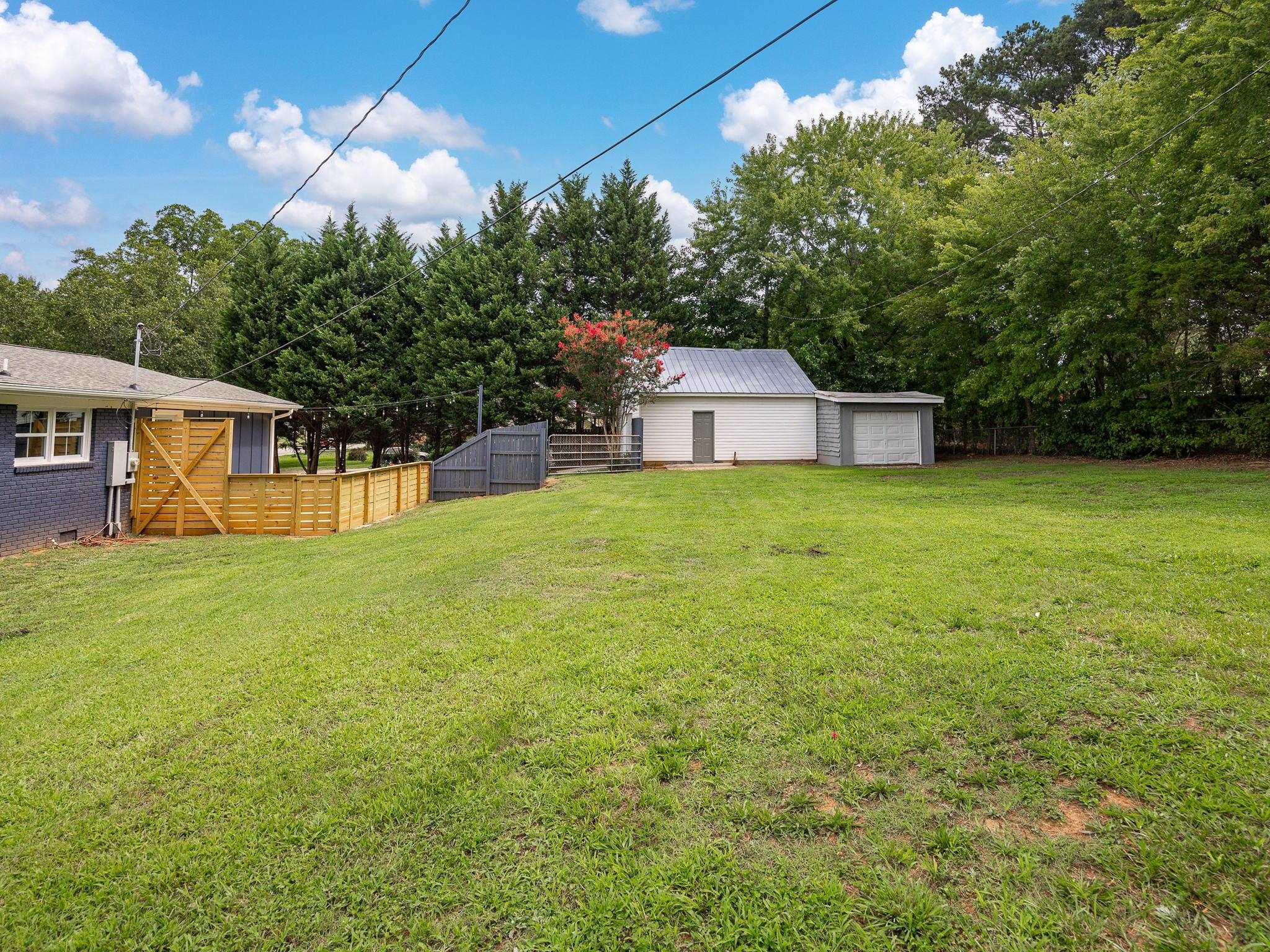 870 Old Furnace Road Boiling Springs, SC 29316 - Photo 34 of 36 Gallery Image 34