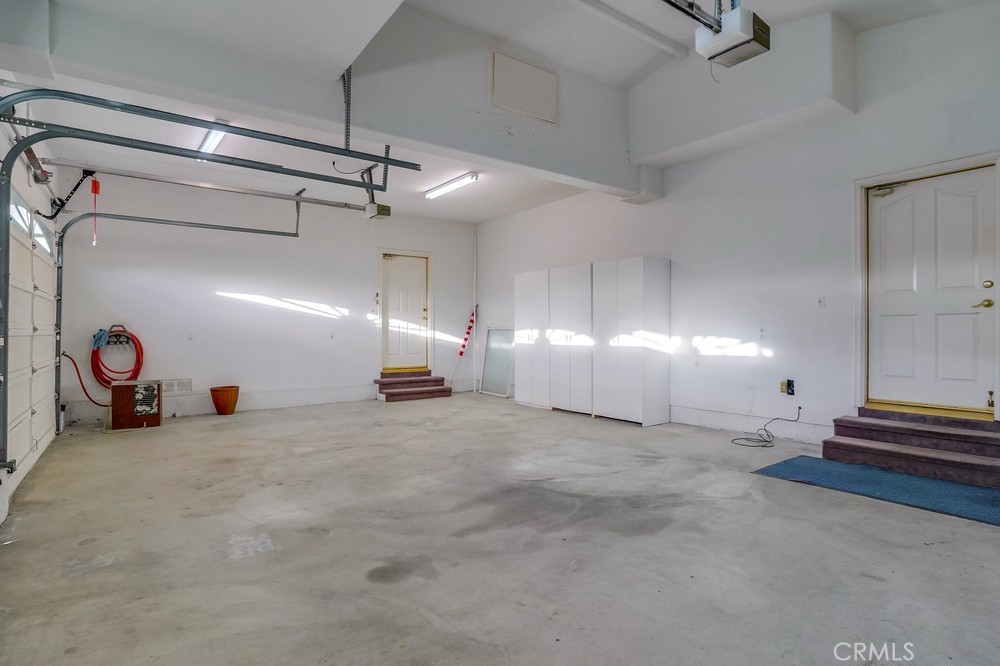 1820 Mantis Avenue San Pedro, CA 90732 - Photo 40 of 55 a view of a garage