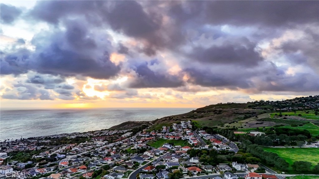 1820 Mantis Avenue San Pedro, CA 90732 - Photo 47 of 55 a view of city and ocean