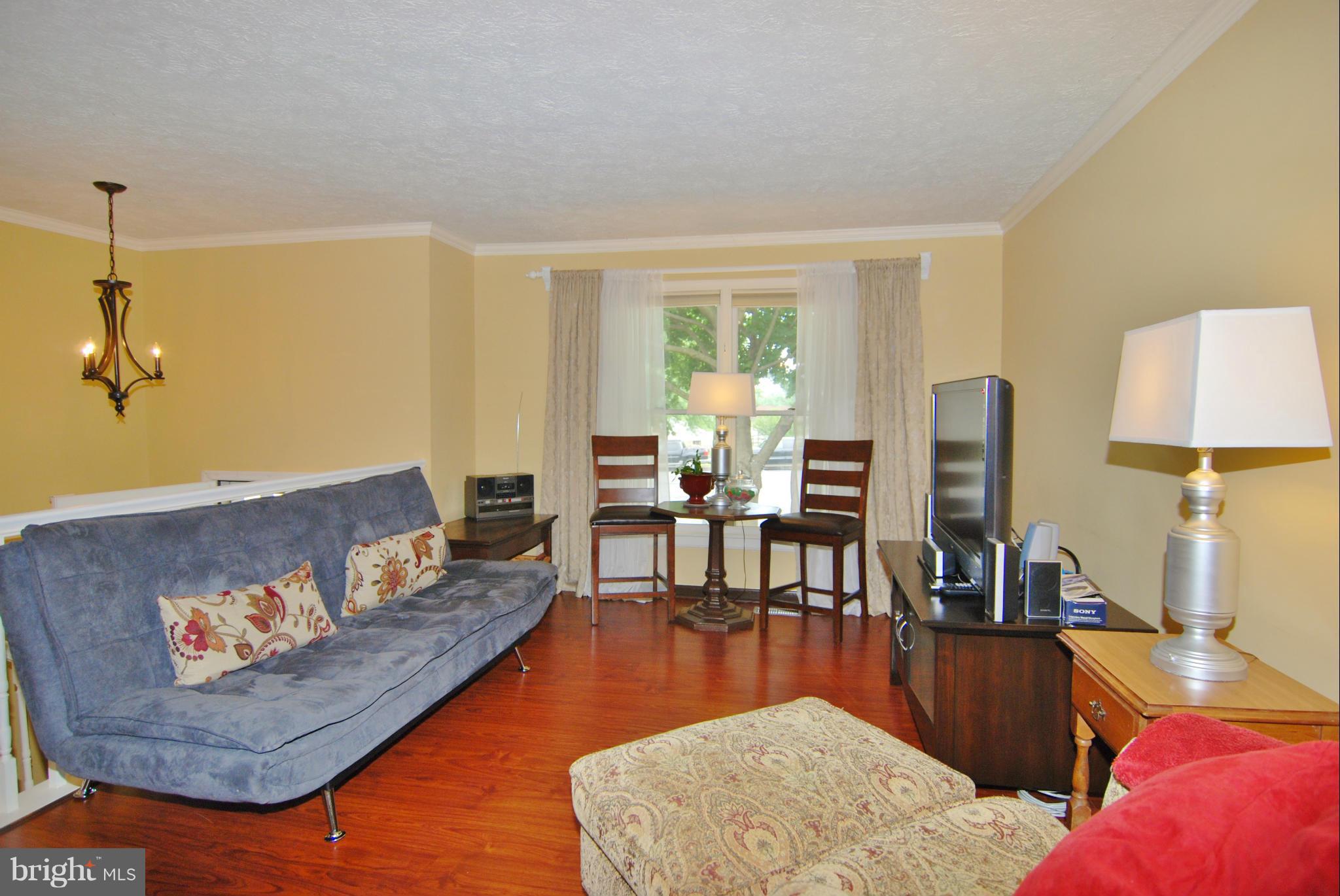 229 Savage Road Frederick, MD 21702 - Photo 2 of 24 Living Room