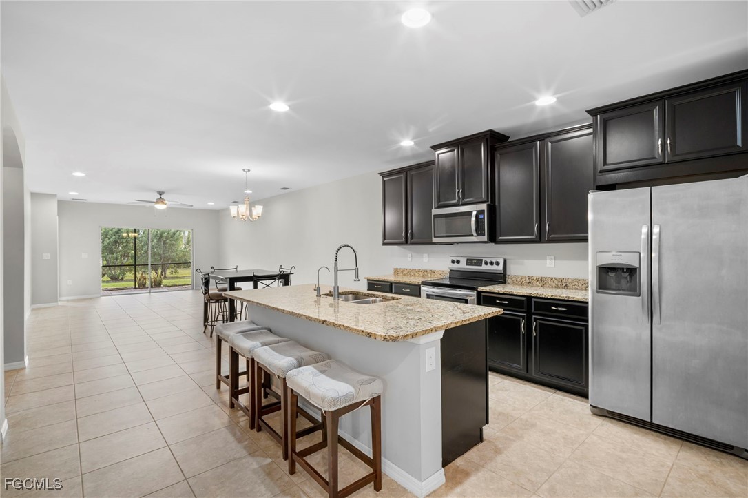 4290 Dutchess Park Road Fort Myers, FL 33916 - Photo 7 of 42