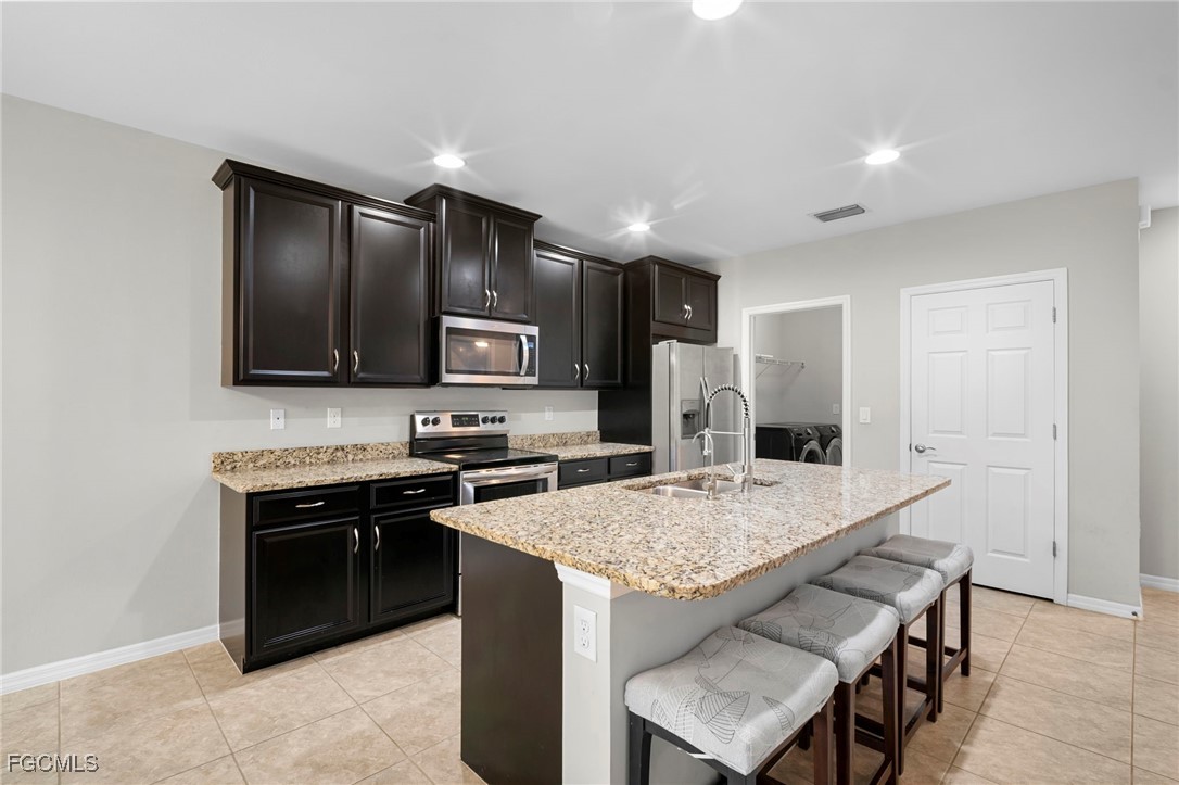 4290 Dutchess Park Road Fort Myers, FL 33916 - Photo 10 of 42