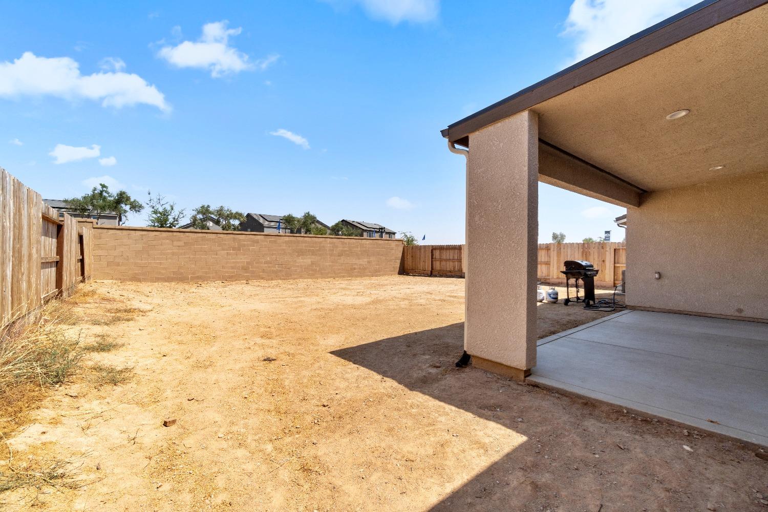 1241 Peters Road Madera, CA 93636 - Photo 30 of 37 a view of a terrace