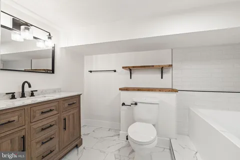 $650,000 | 174 Lauriston Street, Philadelphia, PA 19128