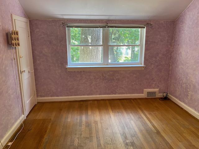 5707 Harwick Road Bethesda, MD 20816 - Photo 13 of 32 2nd BR