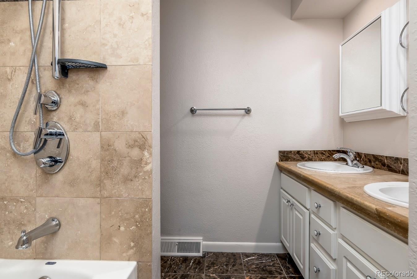 5444 South Cimarron Road Littleton, CO 80123 - Photo 20 of 35 Gallery Image 20