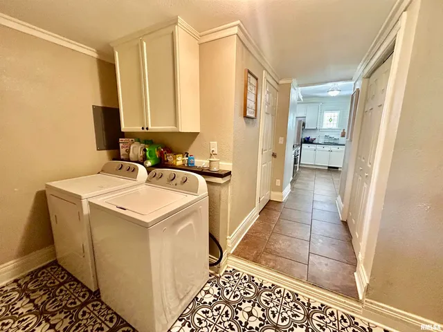 $148,000 | 120 South Walnut Street, Assumption, IL 62510