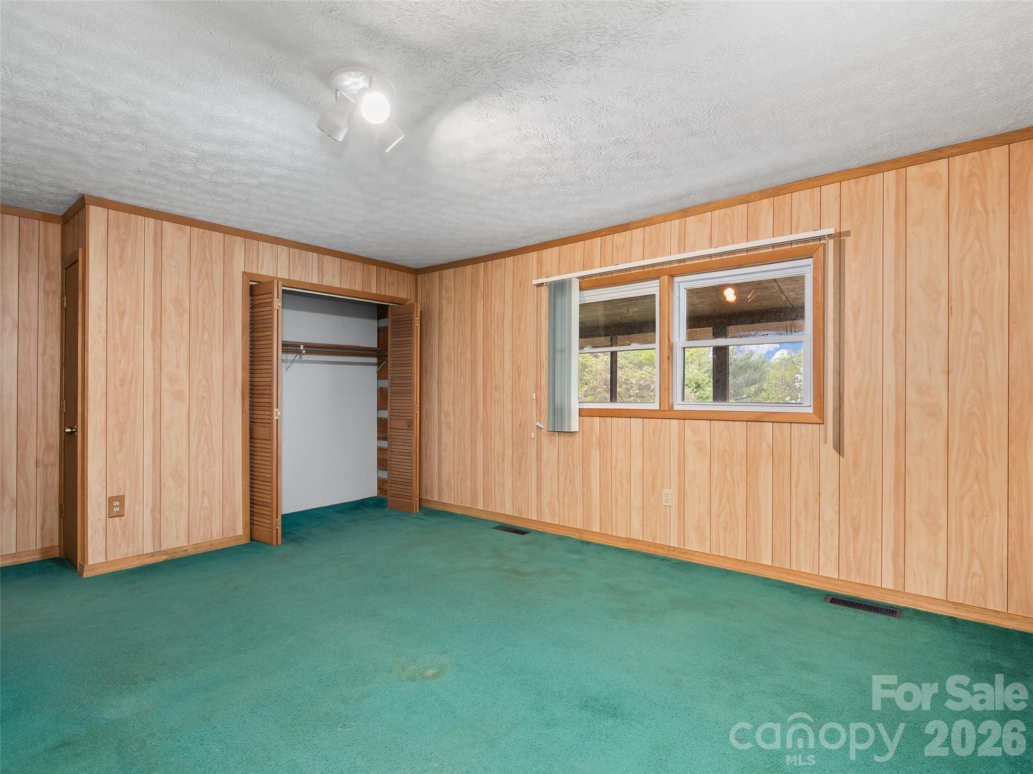 37 Sawyer Ridge Road Clyde, NC 28721 - Photo 15 of 24