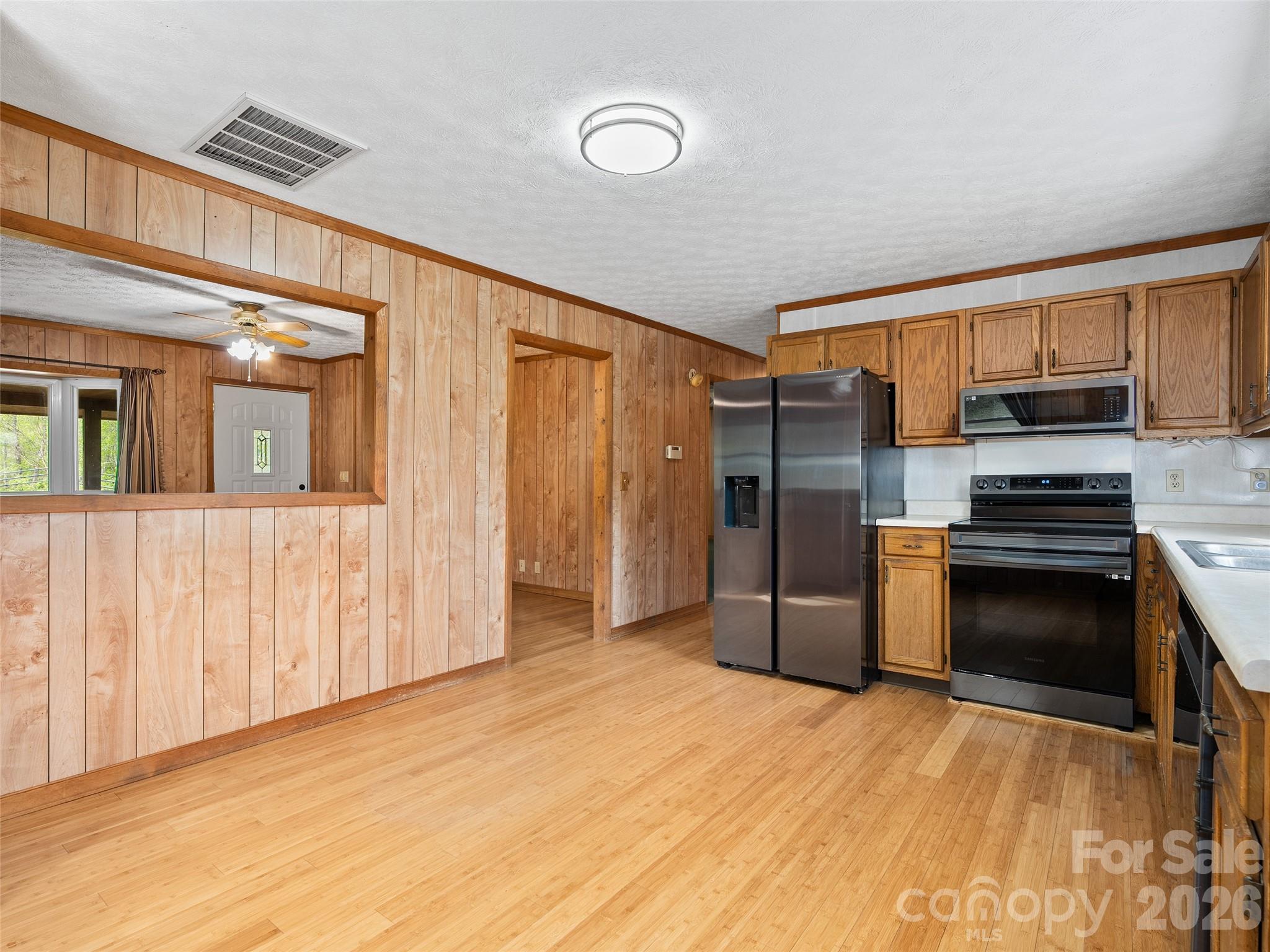 37 Sawyer Ridge Road Clyde, NC 28721 - Photo 6 of 24