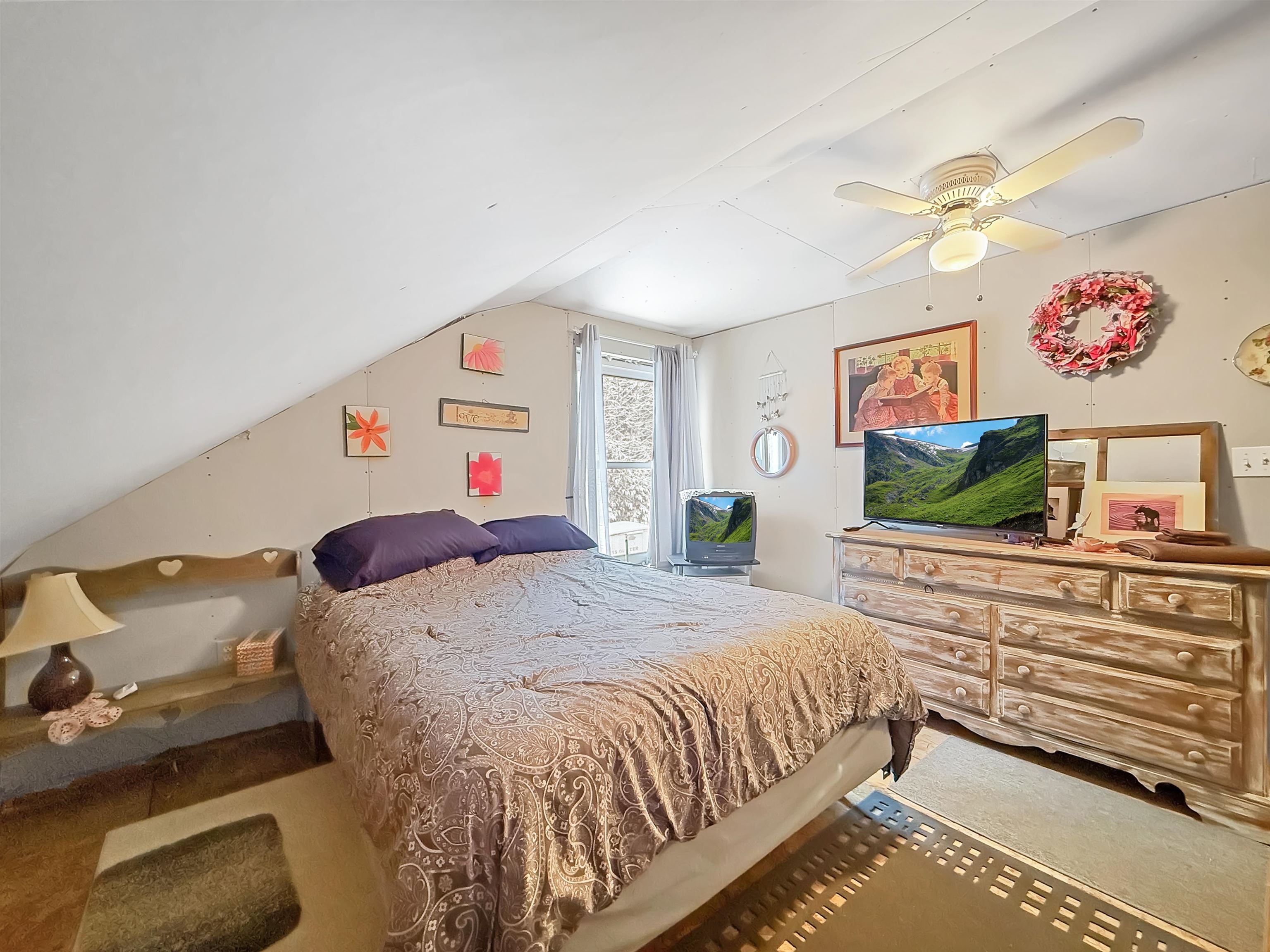 31 Egan Road Stratford, NH 03590 - Photo 15 of 29