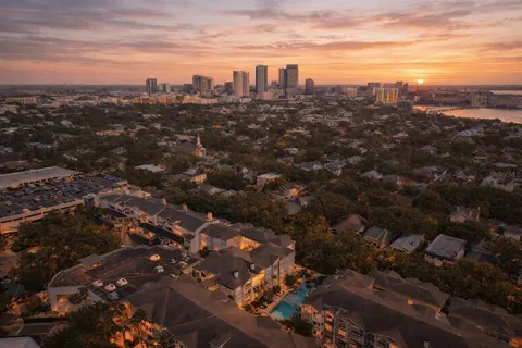 $590,000 | 800 South Dakota Avenue, Unit 318, Tampa, FL 33606