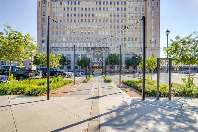 $199,870 | 221 West Lancaster Avenue, Unit 5003, Fort Worth, TX 76102