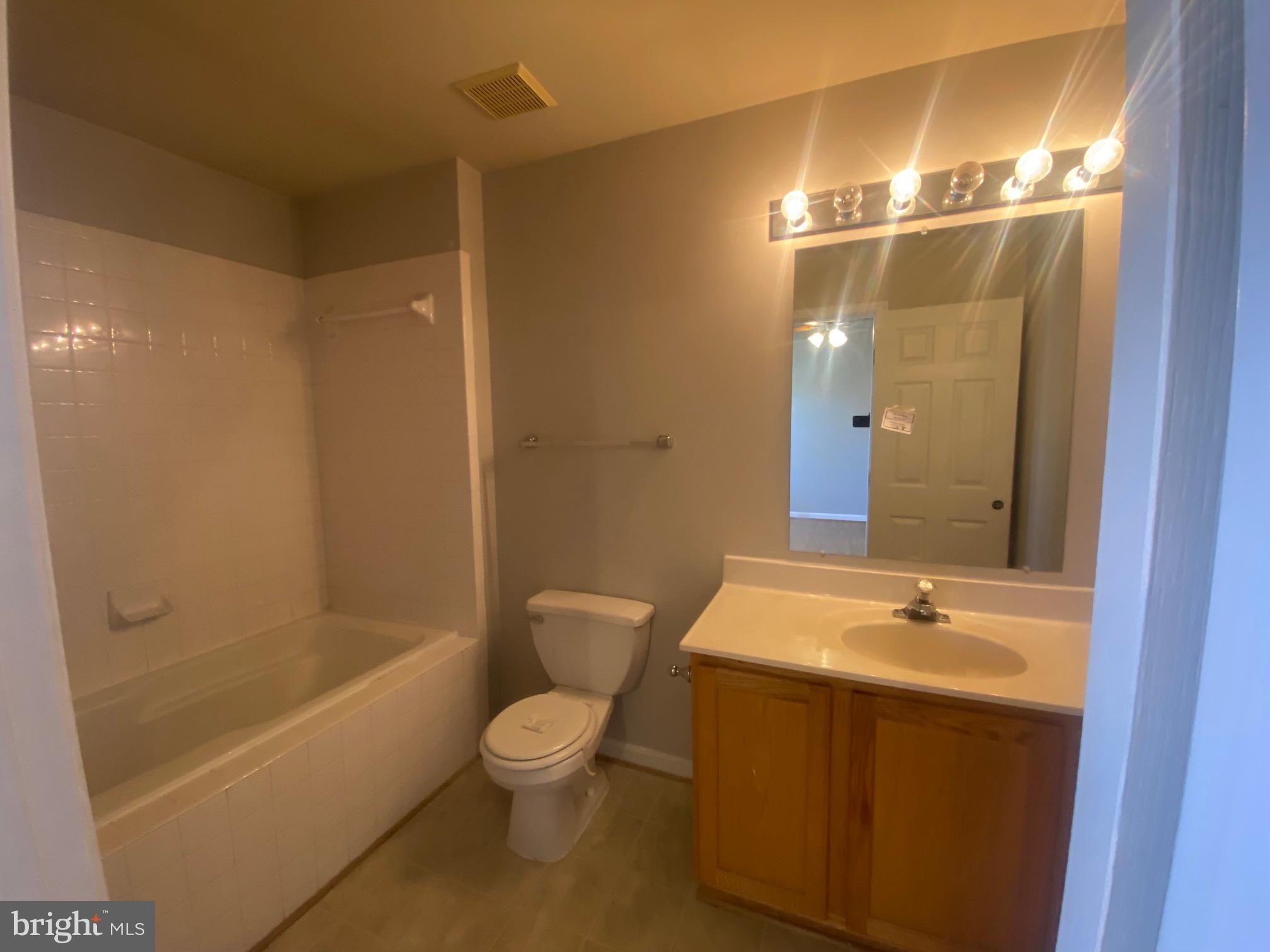 5516 Trout Run Road Clinton, MD 20735 - Photo 7 of 10 Master Bedroom Bath