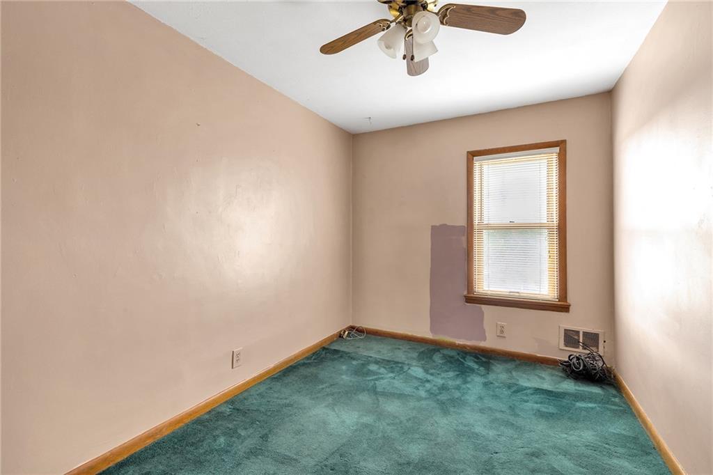 442 New York Avenue Rochester, PA 15074 - Photo 17 of 28 Gallery Image 17