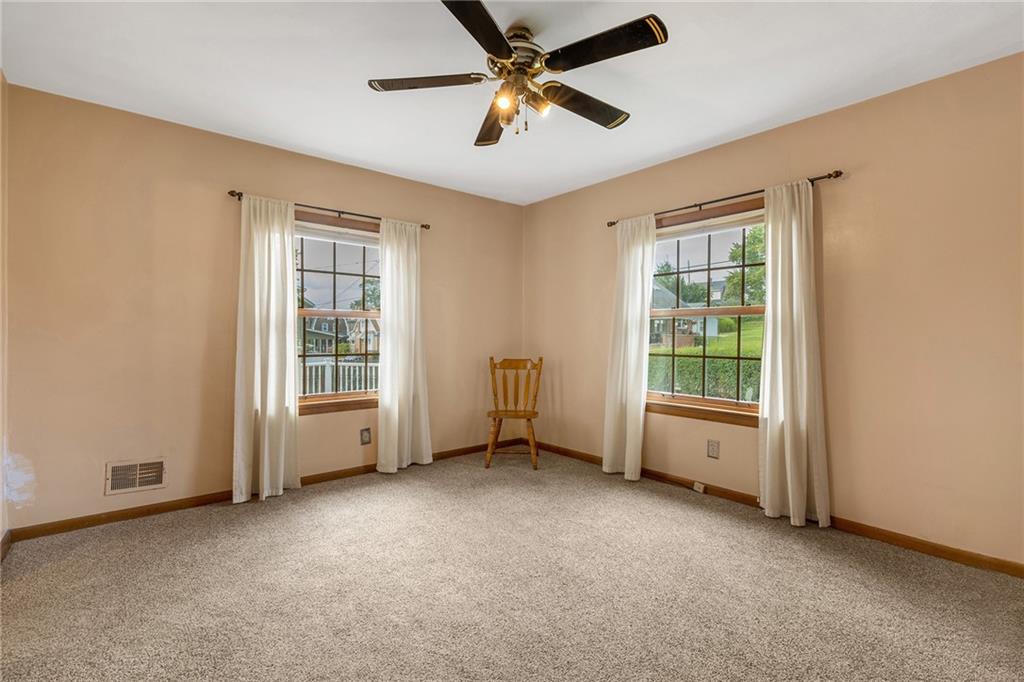 442 New York Avenue Rochester, PA 15074 - Photo 9 of 28 Gallery Image 9