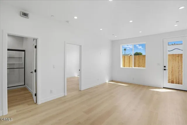 $1,950,000 | 1901 Ocean Avenue, Ventura, CA 93001