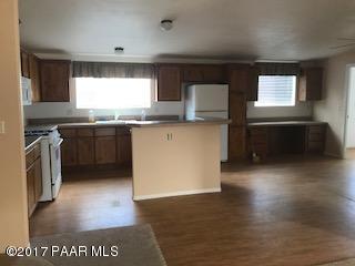 2001 Forest Line Road Williams, AZ 86046 - Photo 11 of 25 IMG_1365
