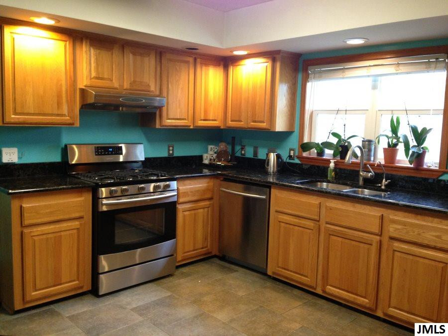 1353 East Kimmel Road Jackson, MI 49201 - Photo 9 of 32 Photo 9