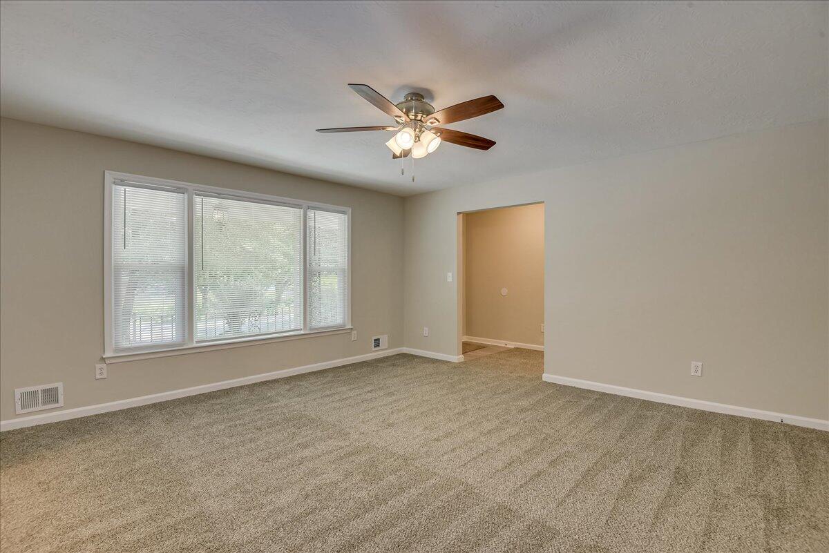 436 Goldfinch Drive Augusta, GA 30907 - Photo 9 of 35 11-111