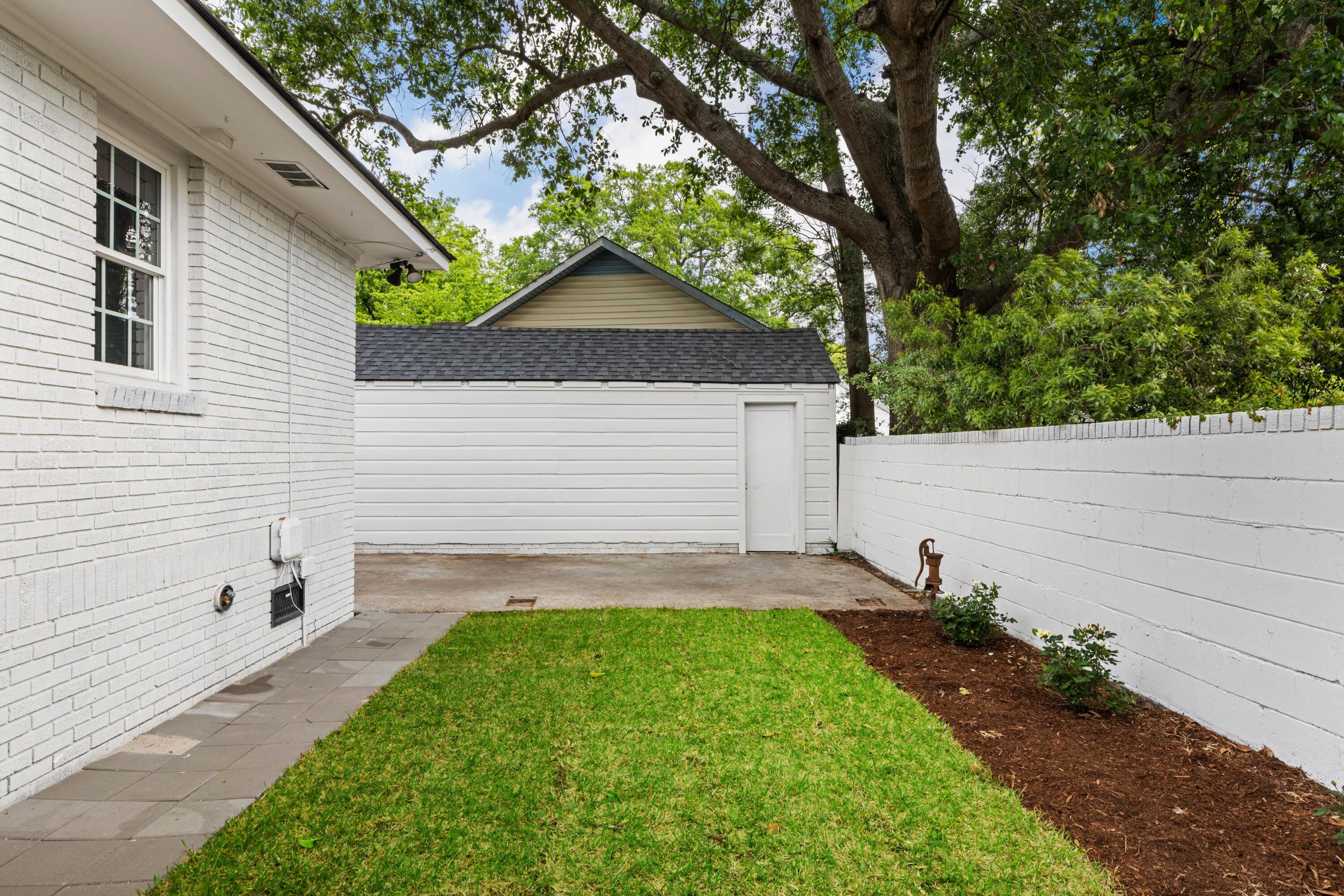 4800 Churchill Road North Charleston, SC 29405 - Photo 4 of 31 coastalrephoto-4800ChurchillRoad-6988