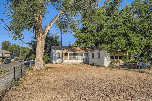 $414,900 | 2995 South Bannock Street, Englewood, CO 80110