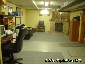 1257 Osburn Avenue Springfield, IL 62702 - Photo 8 of 9