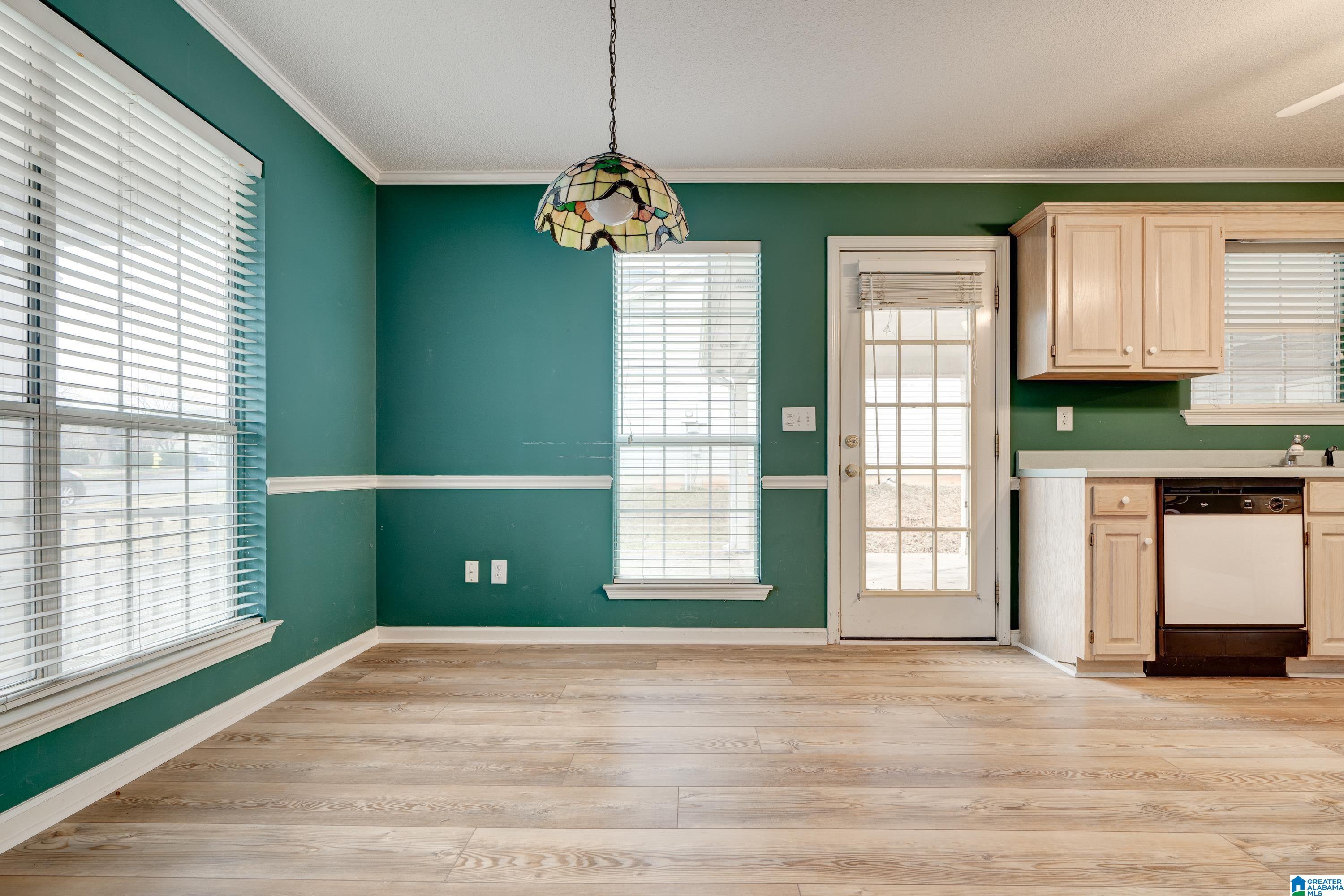 156 Park Pl Lane Alabaster, AL 35007 - Photo 4 of 26