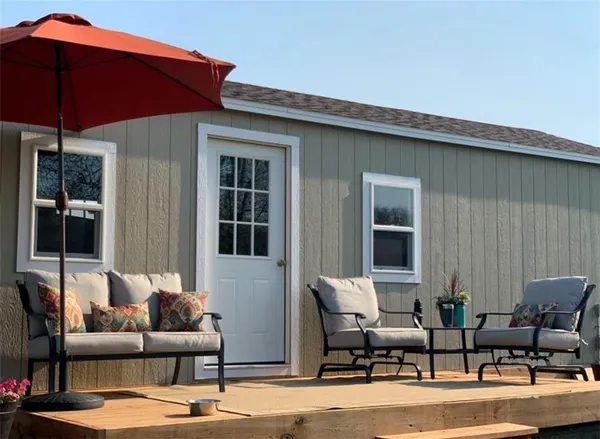 $184,900 | 42 Fawn Valley Drive, Linn Valley, KS 66040