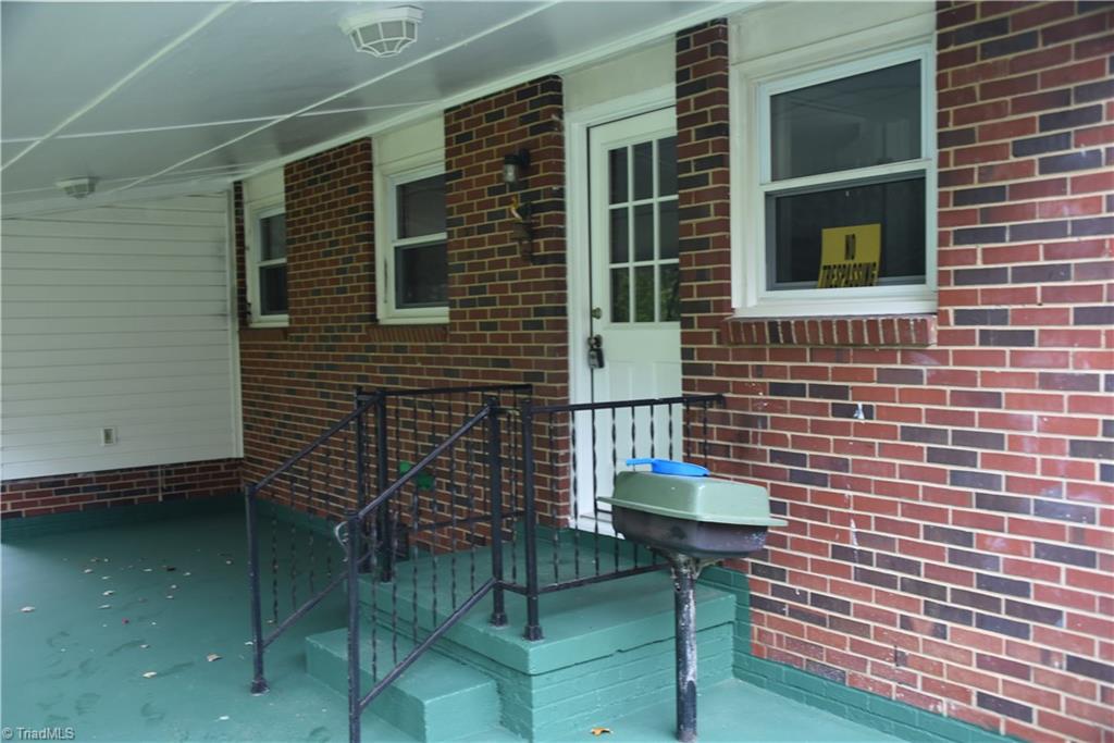 2008 Dryden Road Winston-Salem, NC 27107 - Photo 3 of 22 Gallery Image 3