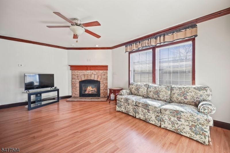 471 Kenbury Road Somerville, NJ 08876 - Photo 4 of 18